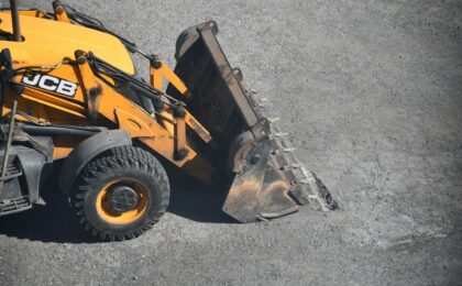 au・JCB・ナッジが独自クレカ基盤で連携、推し活やWeb3向けを想定
